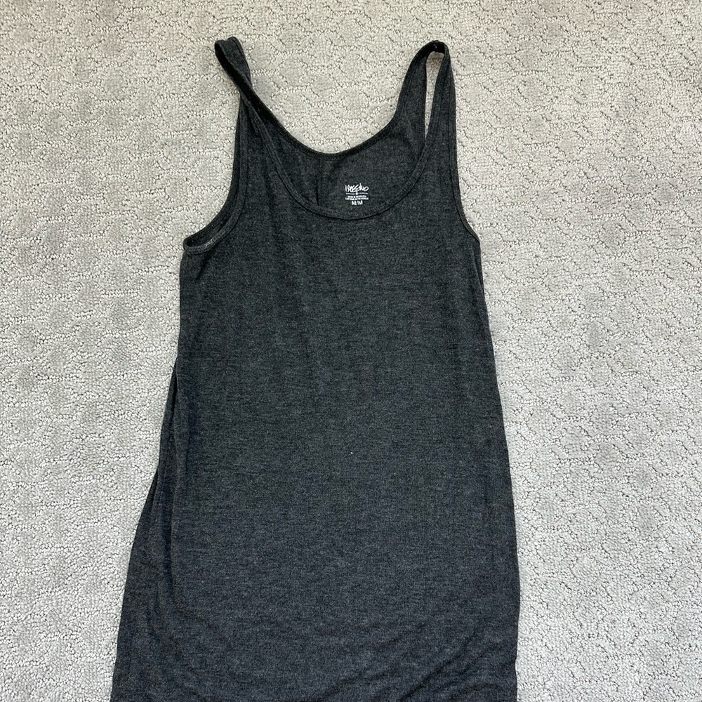 Gray tank top